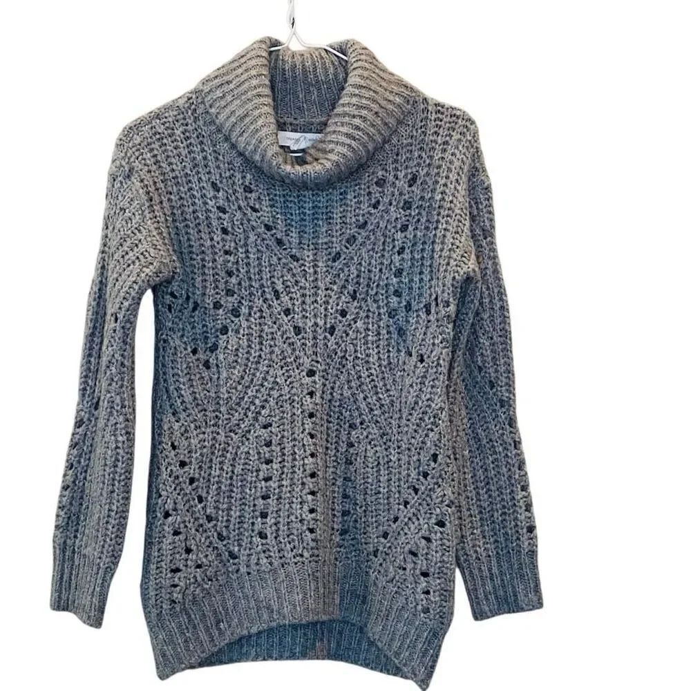 Treasure & Bond Wool Blend Pointelle Chunky Knit Turtleneck Sweater Gray Medium